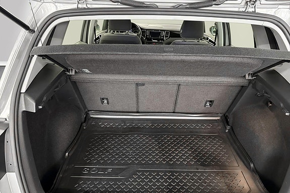 Volkswagen Golf Sportsvan 5 of 24