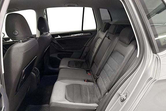 Volkswagen Golf Sportsvan 7 of 24