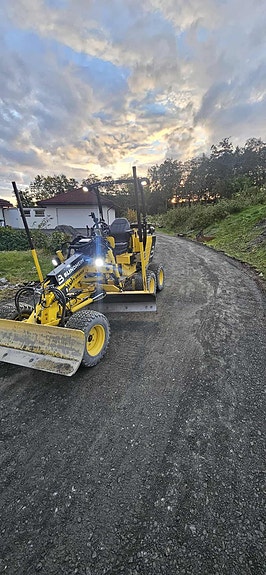 Andre Laser-Grader 10 of 13