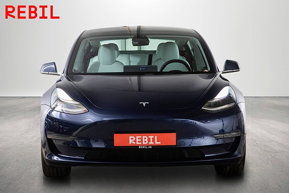 Tesla Model 3 3 of 26