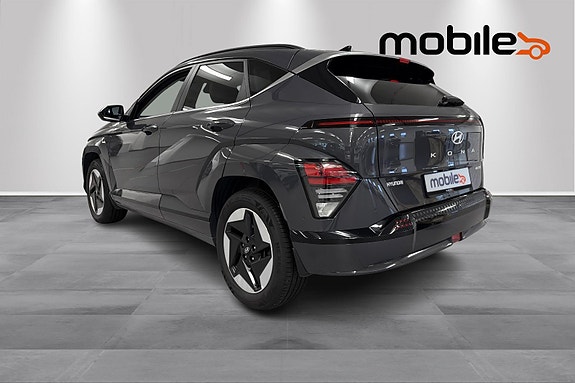 Hyundai Kona 21 of 24