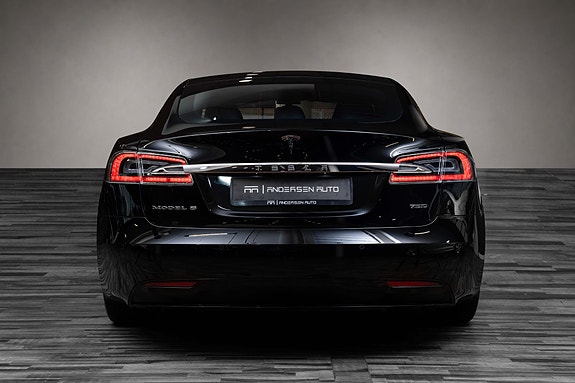 Tesla Model S 5 of 27