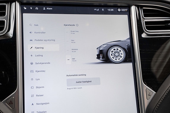 Tesla Model S 22 of 27
