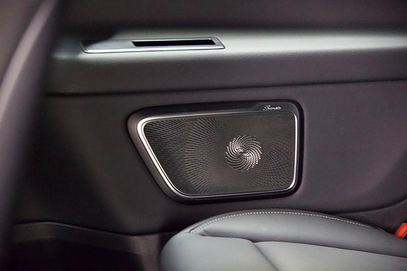 Mercedes-Benz EQV300 14 of 20