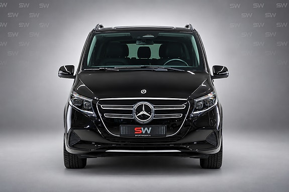 Mercedes-Benz EQV300 5 of 20