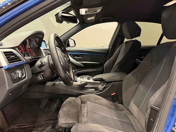 BMW 330e 16 of 30