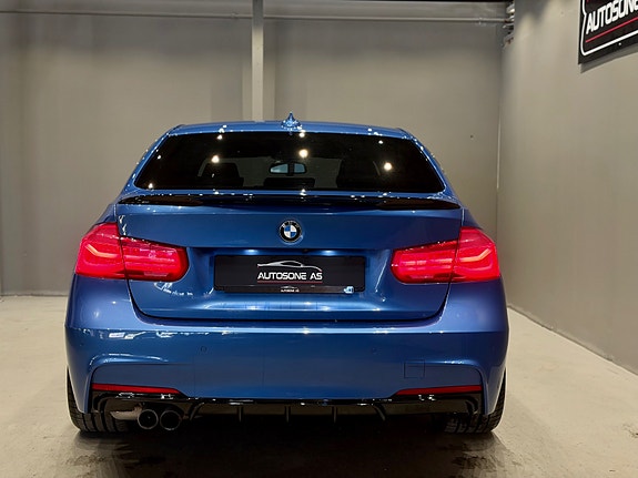 BMW 330e 11 of 30