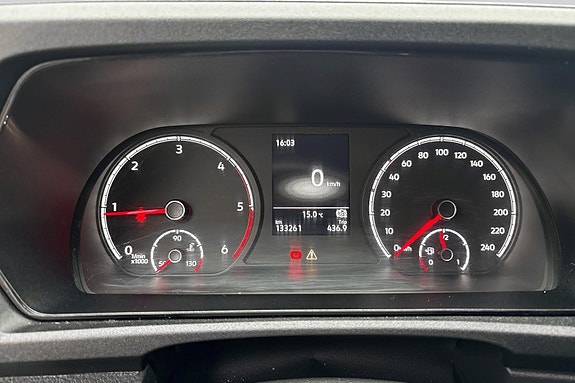 Volkswagen Caddy 9 of 25