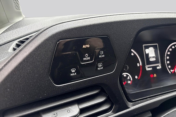 Volkswagen Caddy 23 of 25