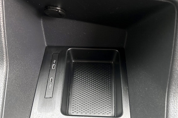 Volkswagen Caddy 19 of 25