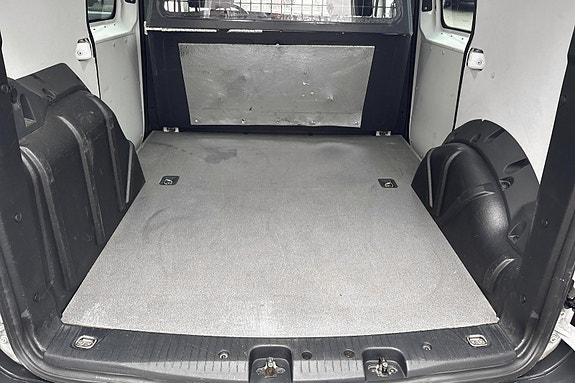 Volkswagen Caddy 15 of 25