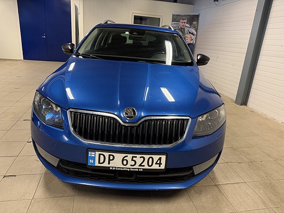 Skoda Octavia 2 of 25
