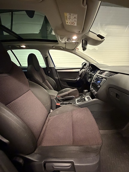Skoda Octavia 16 of 25
