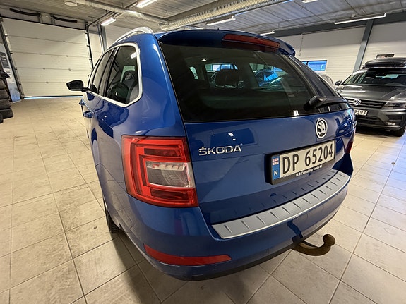 Skoda Octavia 9 of 25