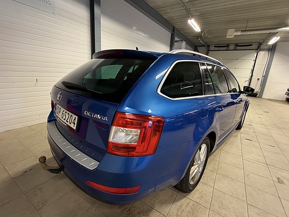 Skoda Octavia 6 of 25
