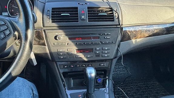 BMW X3 8 of 16