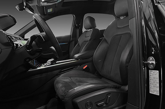 Audi Q8 e-tron 9 of 25