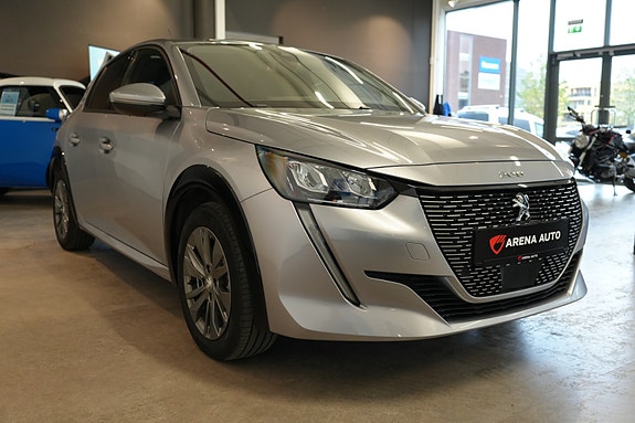 Peugeot e-208 7 of 24