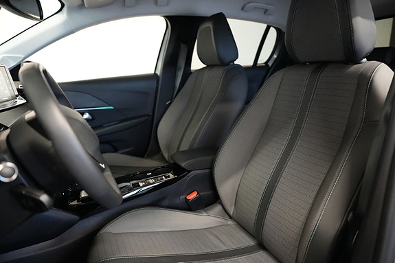 Peugeot e-208 17 of 24