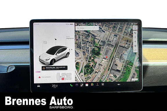 Tesla Model Y 16 of 21