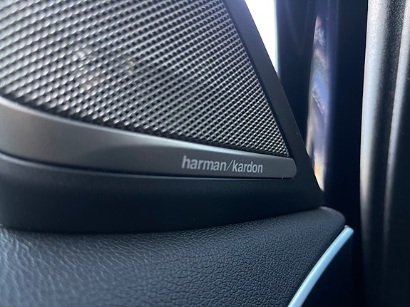 BMW 530e 22 of 30