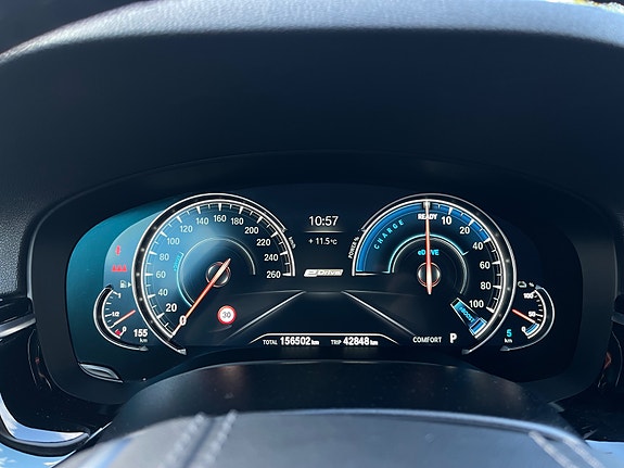 BMW 530e 25 of 30