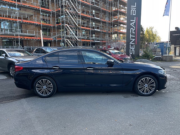 BMW 530e 6 of 30