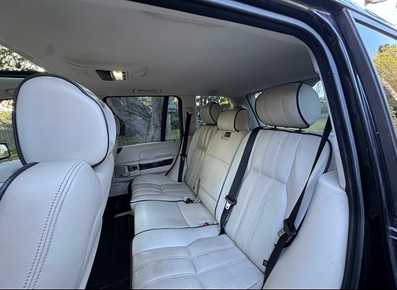 Land Rover Range Rover 9 of 14