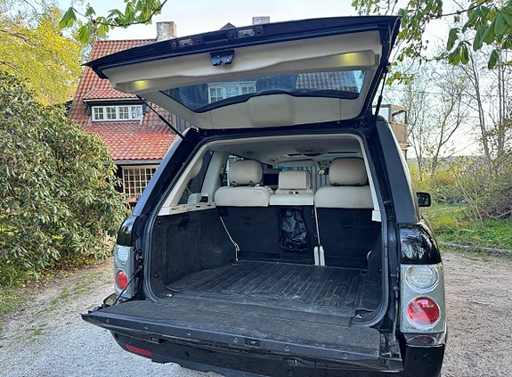Land Rover Range Rover 11 of 14