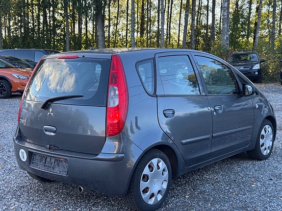 Mitsubishi Colt 5 of 14