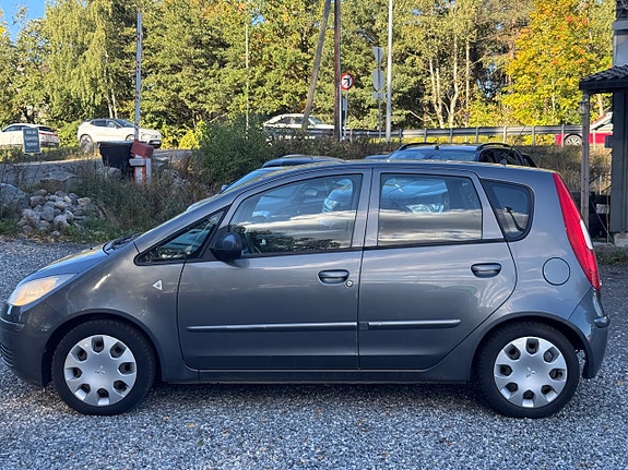 Mitsubishi Colt 2 of 14