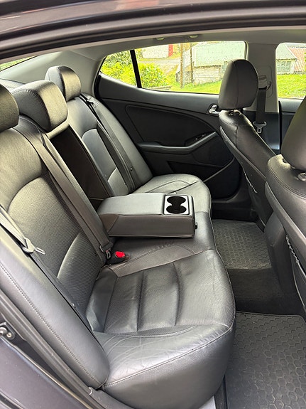 Kia Optima 9 of 30