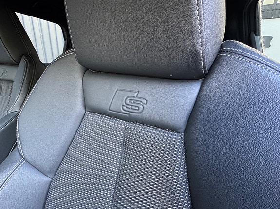 Audi Q4 e-tron 15 of 30