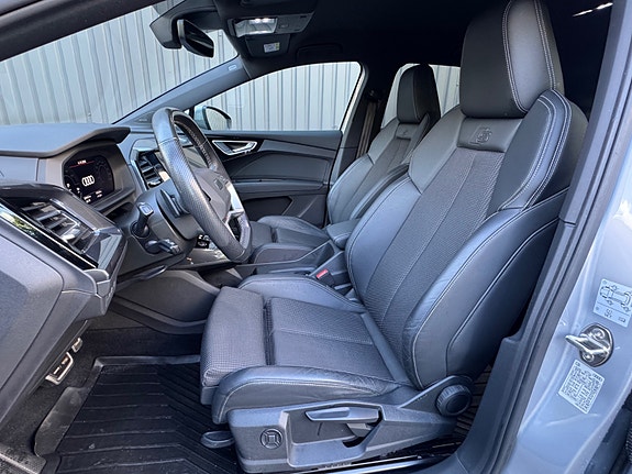Audi Q4 e-tron 14 of 30