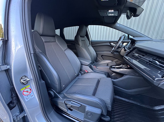Audi Q4 e-tron 16 of 30