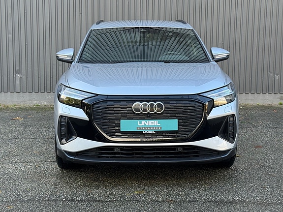 Audi Q4 e-tron 7 of 30