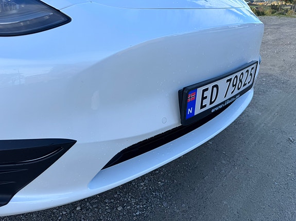 Tesla Model Y 29 of 30