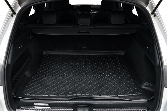 Mercedes-Benz GLC350 e 7 of 27
