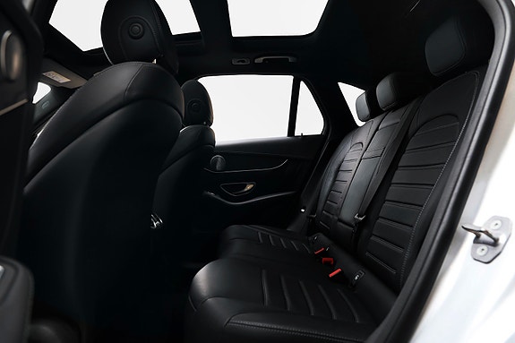 Mercedes-Benz GLC350 e 13 of 27