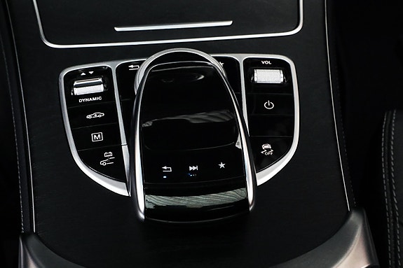 Mercedes-Benz GLC350 e 22 of 27