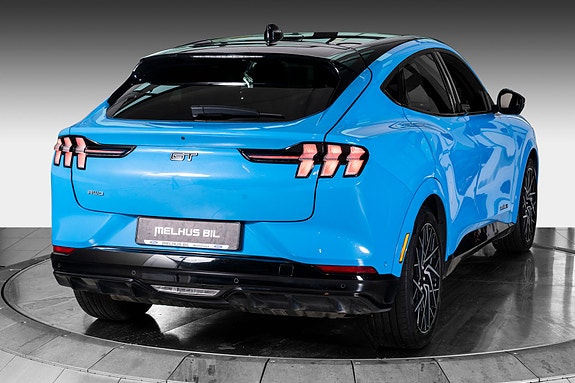 Ford Mustang Mach-E 7 of 30