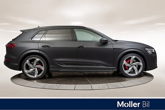 Audi SQ8 e-tron 4 of 30