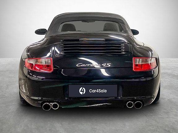 Porsche 911 Carrera 4S 4 of 22