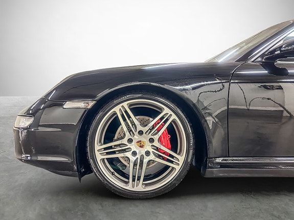 Porsche 911 Carrera 4S 19 of 22
