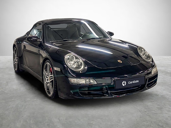 Porsche 911 Carrera 4S 7 of 22