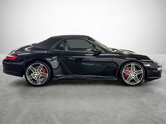 Porsche 911 Carrera 4S 6 of 22