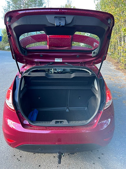 Ford Fiesta 13 of 13