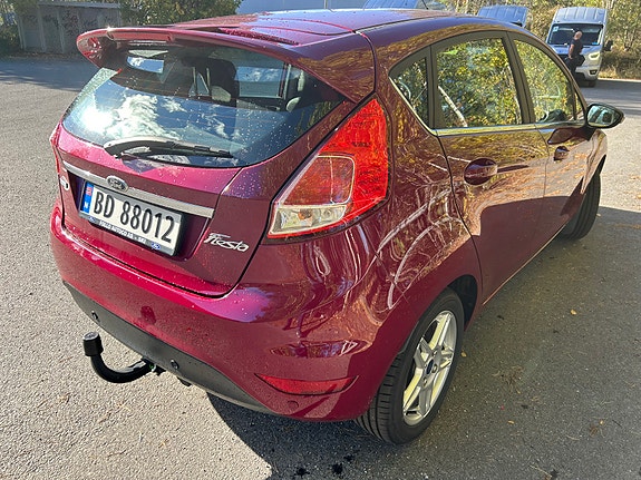 Ford Fiesta 8 of 13