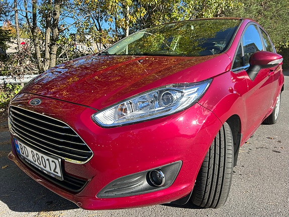 Ford Fiesta 2 of 13