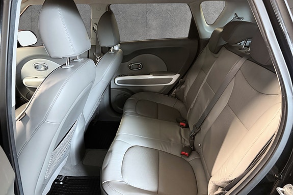 Kia Soul 10 of 28